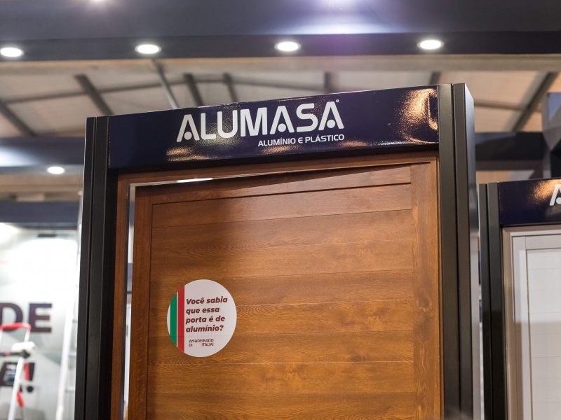 Linha Amadeirado Di Itália: novas esquadrias de alumínio - Alumasa